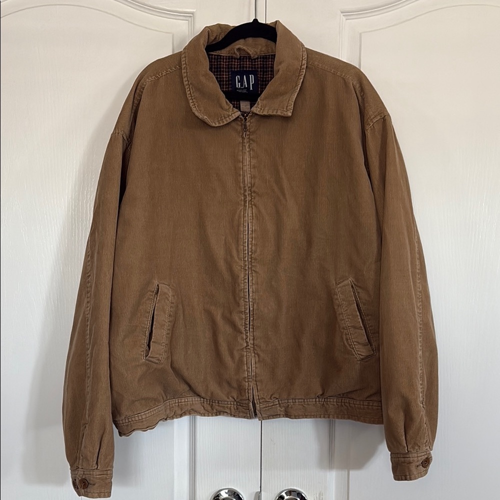 Gap corduroy lined jacket with two pockets